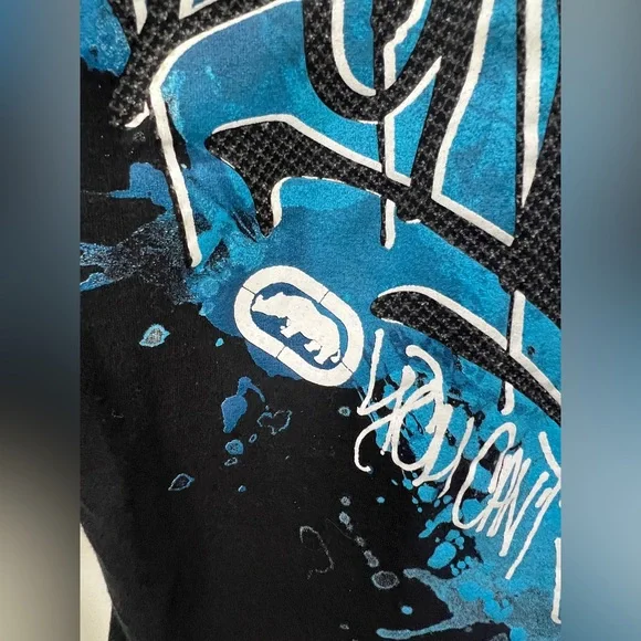 Ecko Unlimited Black and Blue Graphic Tee - Picture 3 of 5